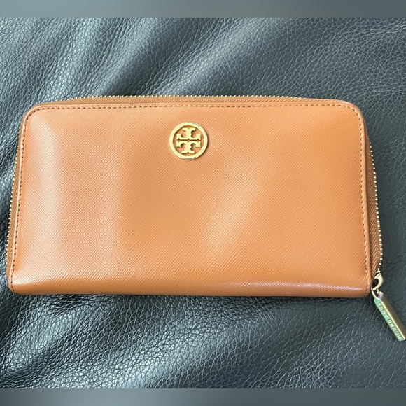 Tory Burch Brown Leather Zip-Around Wallet - Picture 16 of 16